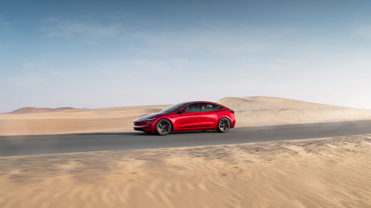 China-Made vs USA-Made Tesla Model 3 - What Canadians Get